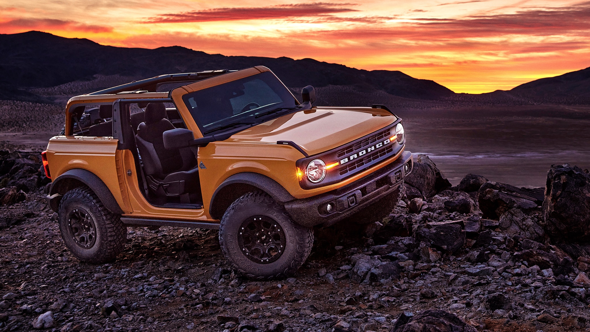 2021-Ford-Bronco-2-Door-exterior-1.jpg
